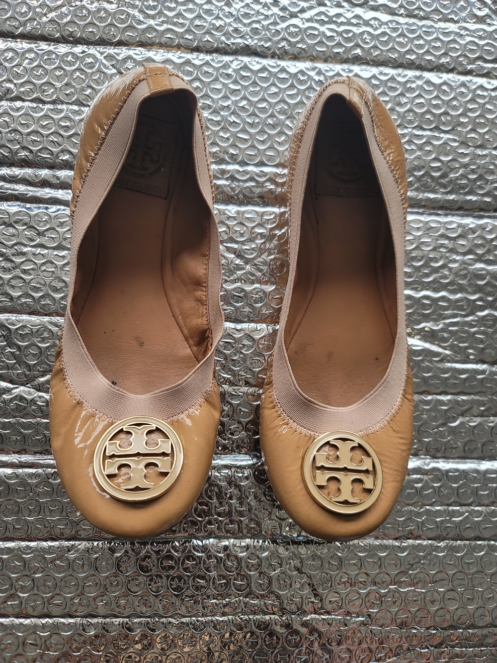 Tory Burch Beige Patent Leather Logo Ballet Flats